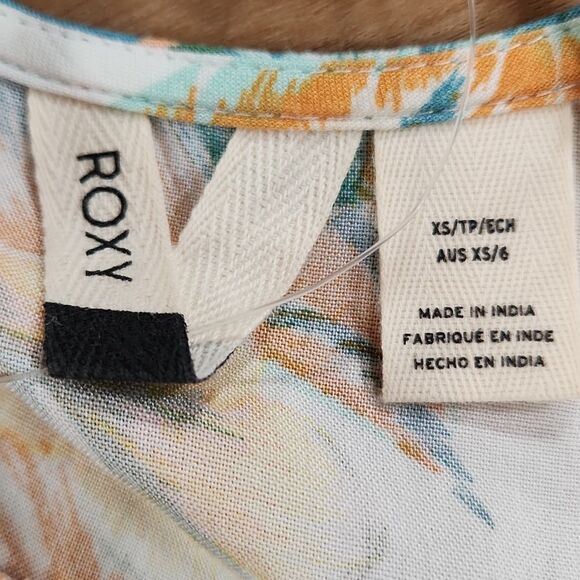 🔹️🔺️NWT Roxy White Lightweight Hibiscus Sun Dress XSmall - Picture 9 of 12